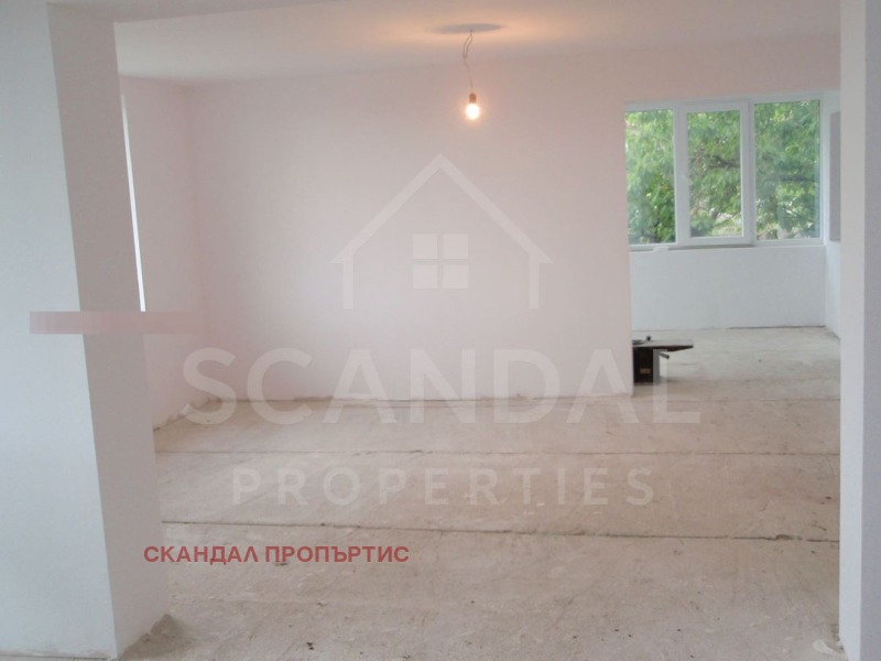 Продается  Дом область Варна , Бенковски , 1485 кв.м | 44593131 - изображение [2]
