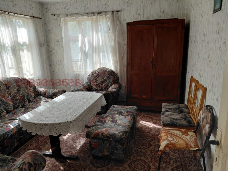 Продава КЪЩА, с. Искър, област Варна, снимка 11 - Къщи - 52573257