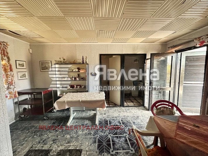 Продава КЪЩА, с. Поцърненци, област Перник, снимка 7 - Къщи - 56572842
