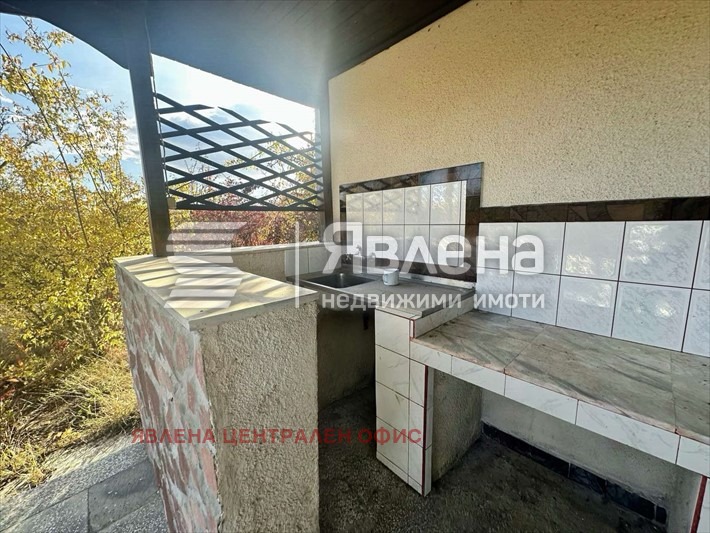 Продава КЪЩА, с. Поцърненци, област Перник, снимка 5 - Къщи - 56572842