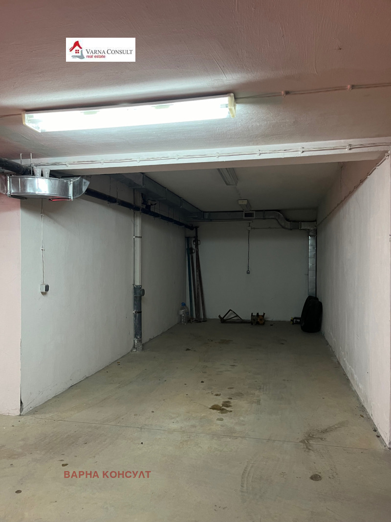 Till salu  Garage Varna , Briz , 36 kvm | 32539734 - bild [2]