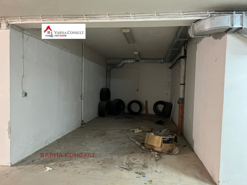 Till salu  Garage Varna , Briz , 36 kvm | 32539734 - bild [3]
