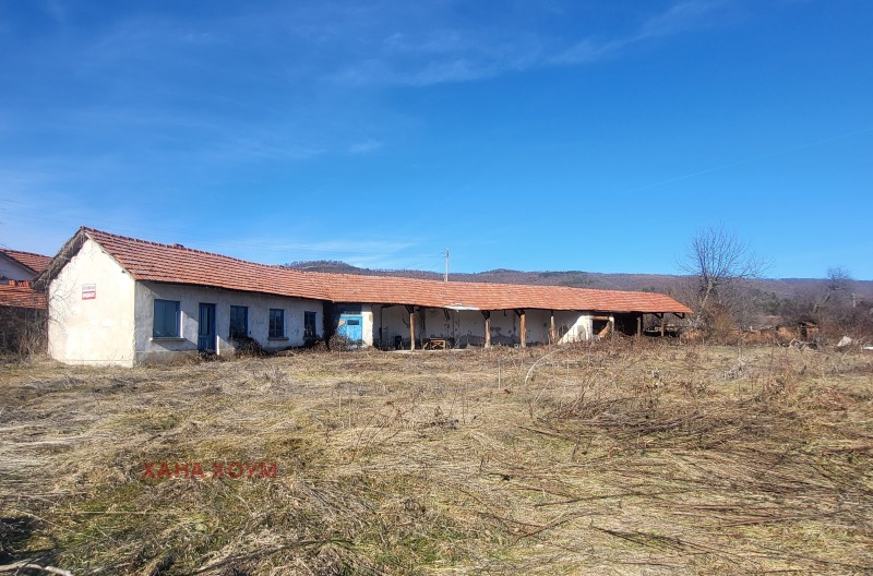 Продава ПРОМ. ПОМЕЩЕНИЕ, с. Борима, област Ловеч