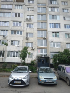 Продажба на имоти в Люлин 8, град София — страница 2 - изображение 15 