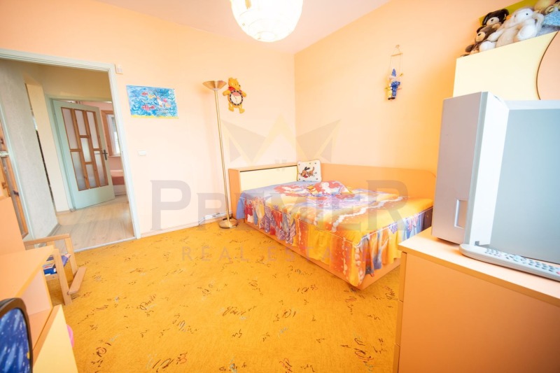 Продава  3-стаен град Добрич , Дружба 3 , 84 кв.м | 97885187 - изображение [8]