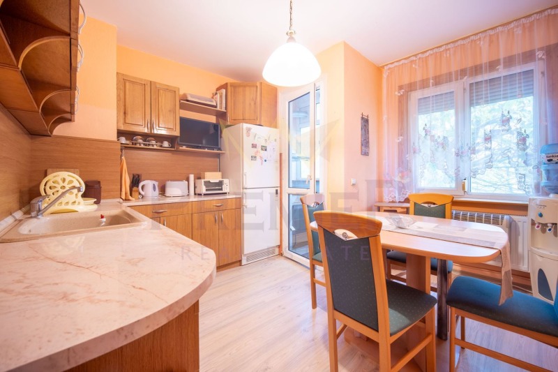 Продава  3-стаен град Добрич , Дружба 3 , 84 кв.м | 97885187 - изображение [12]