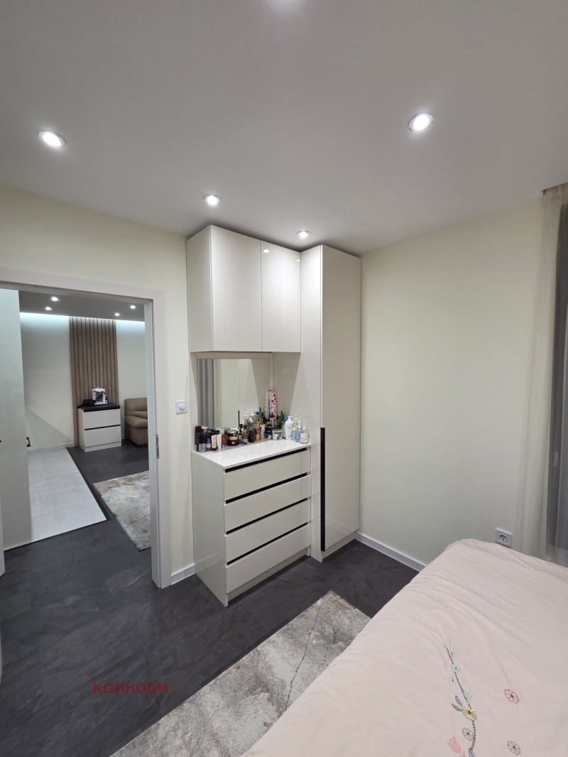 Продава 3-СТАЕН, гр. Стара Загора, Център, снимка 3 - Апартаменти - 52999552