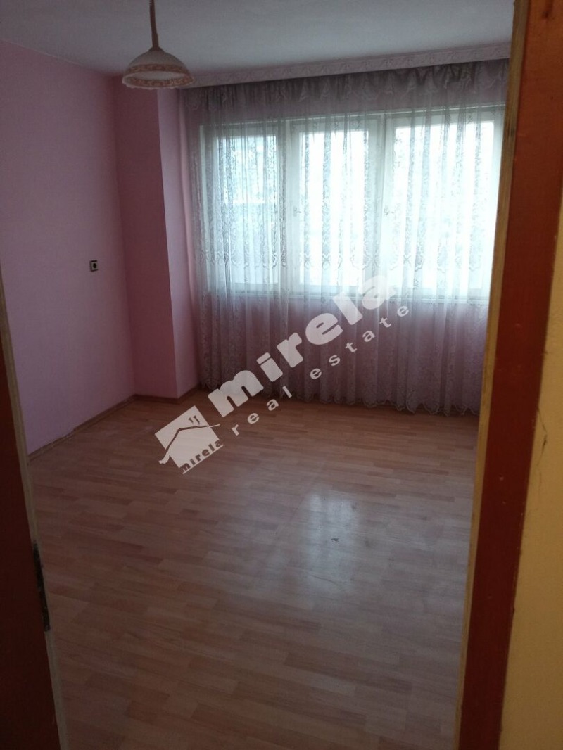 Продава 3-СТАЕН, гр. Ямбол, Център, снимка 9 - Апартаменти - 53231269