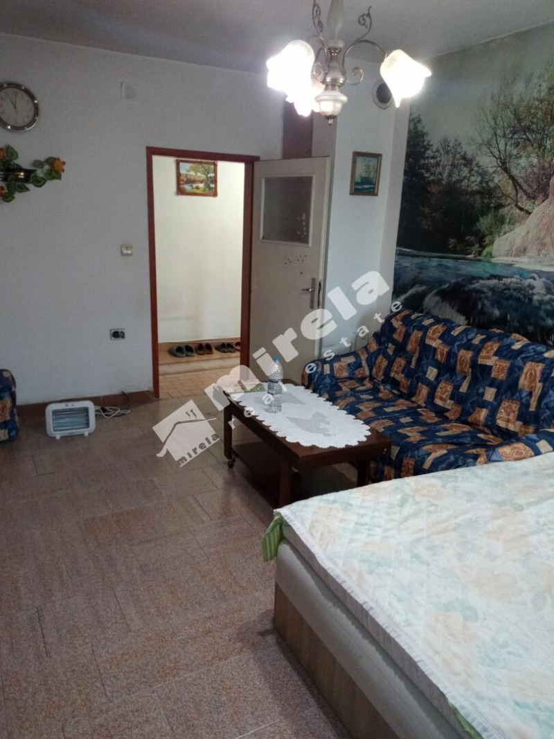 Продава 3-СТАЕН, гр. Ямбол, Център, снимка 2 - Апартаменти - 53231269