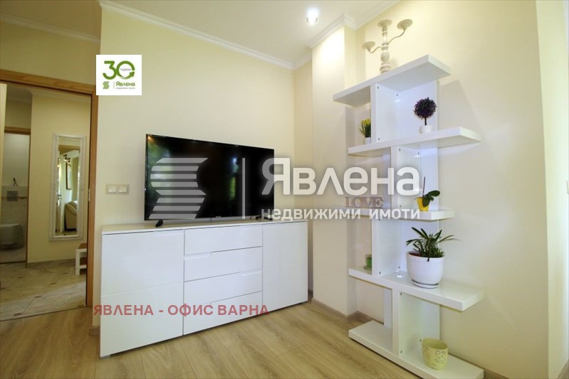 Продава 3-СТАЕН, гр. Варна, ВИНС-Червен площад, снимка 3 - Апартаменти - 54393299