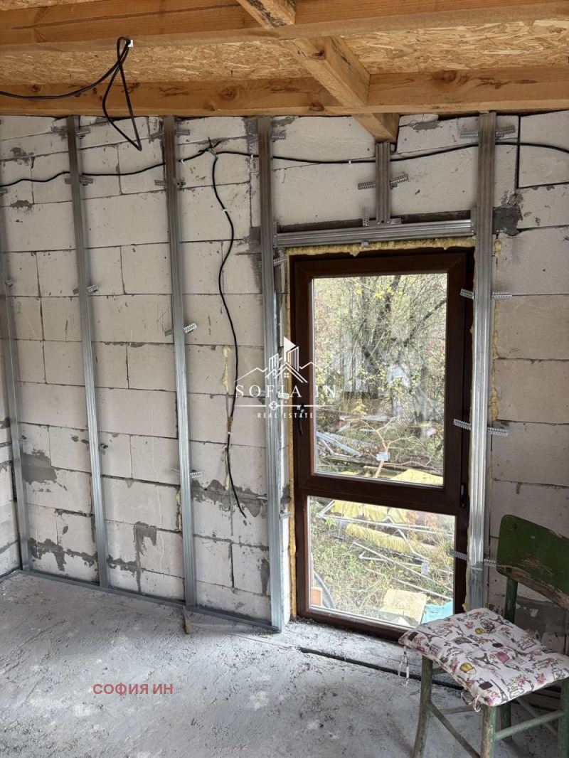 Продава КЪЩА, с. Косача, област Перник, снимка 6 - Къщи - 52389394