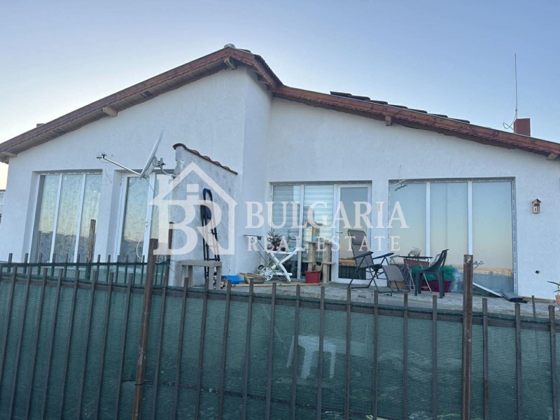 Продава КЪЩА, гр. Каблешково, област Бургас, снимка 2 - Къщи - 53601072