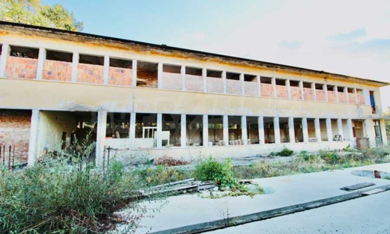 In vendita  Edificio industriale regione Veliko Tarnovo , Kilifarevo , 680 mq | 99952195 - Immagine [3]