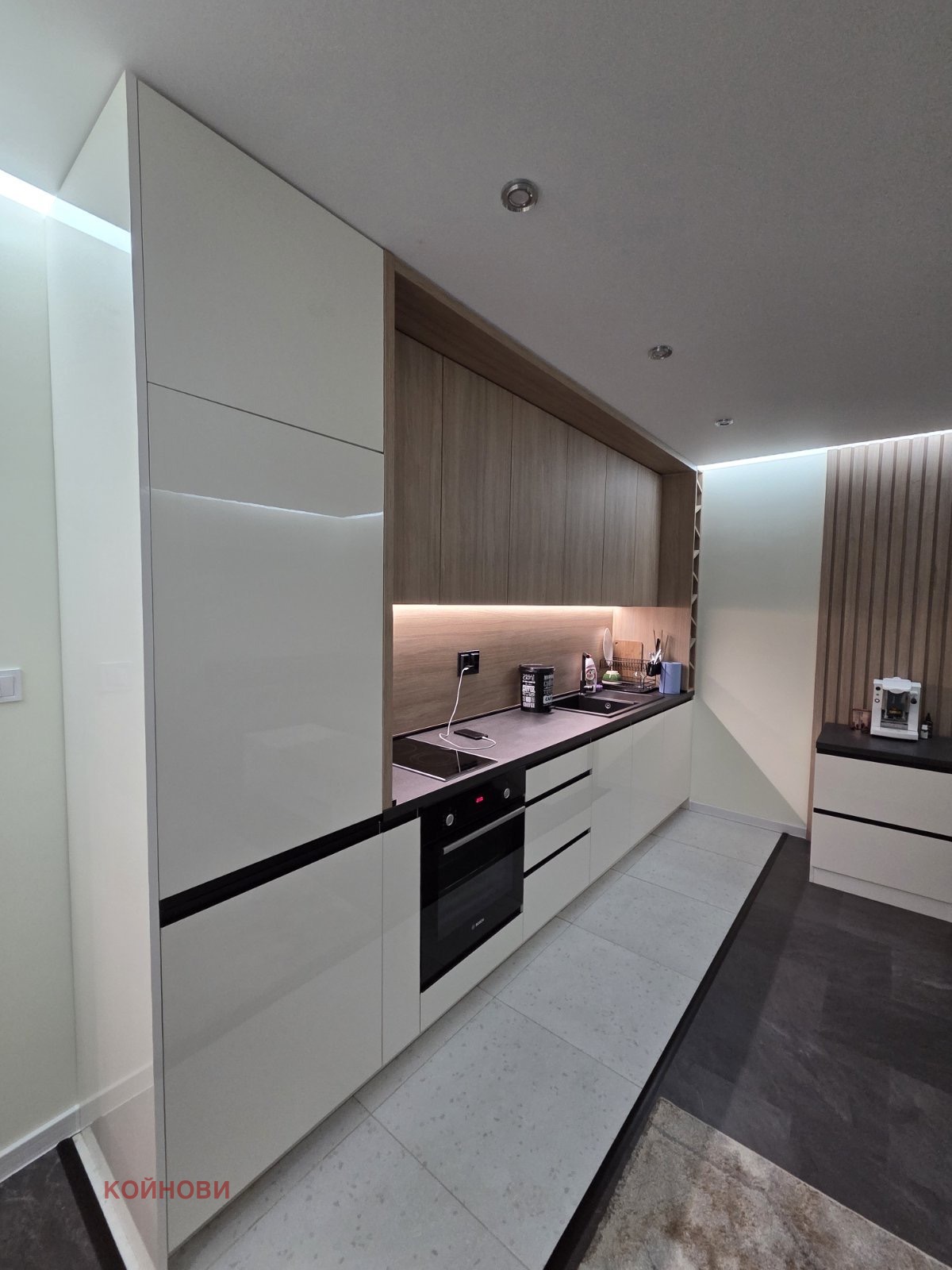 Продава 3-СТАЕН, гр. Стара Загора, Център, снимка 2 - Апартаменти - 52999552