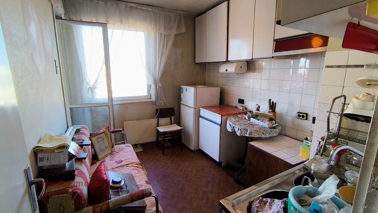 Продава 3-СТАЕН, гр. Русе, Широк център, снимка 8 - Апартаменти - 54173863