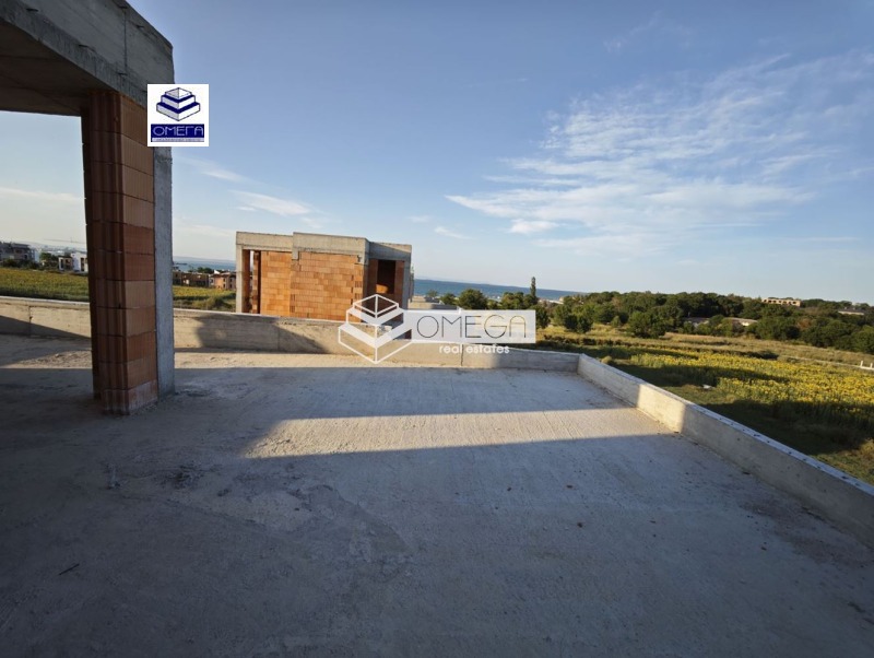 Продава КЪЩА в град Бургас, Крайморие - 275 кв.м / 360 000 € » 704 098.80 лв., ОМЕГА