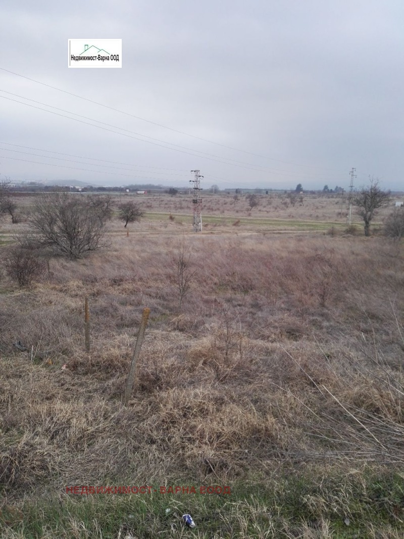 Продава ПАРЦЕЛ в област Варна, гр. Аксаково - 3700 кв.м / 80 000 € » 156 466.40 лв., НЕДВИЖИМОСТ- ВАРНА ЕООД