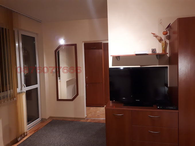 Продава 1-СТАЕН, гр. Велико Търново, Център, снимка 8 - Апартаменти - 52783360