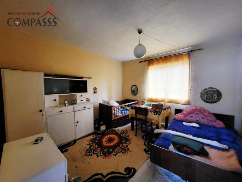 Продава КЪЩА, с. Преселенци, област Добрич, снимка 4 - Къщи - 53176012