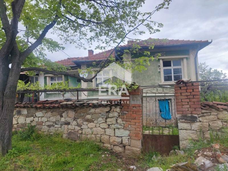 Продава КЪЩА, с. Николово, област Хасково