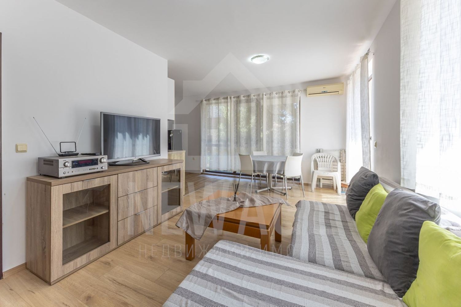 Продава 2-СТАЕН, гр. Варна, м-т Долна Трака, снимка 2 - Апартаменти - 55133979