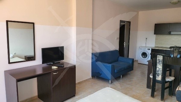 En venta  1 dormitorio región Burgas , Pomorie , 82 metros cuadrados | 75667415 - imagen [2]