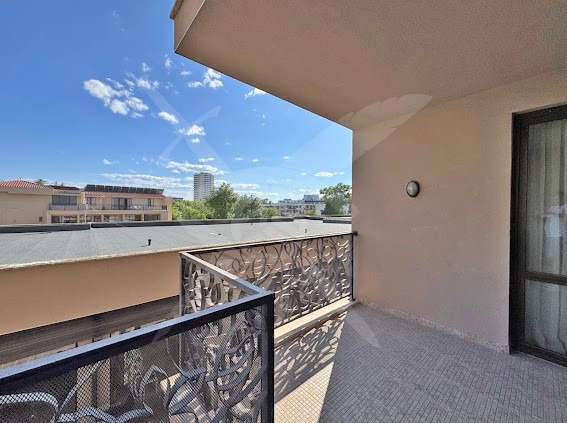 Продаја  1 спаваћа соба регион Бургас , к.к. Сланчев брјаг , 73 м2 | 61155541