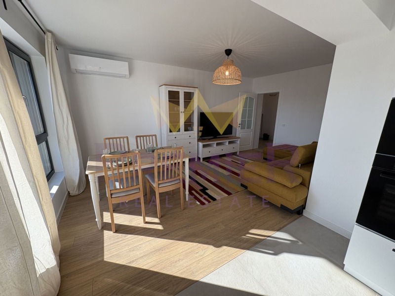 Продава 3-СТАЕН, гр. Варна, Галата, снимка 3 - Апартаменти - 52973961