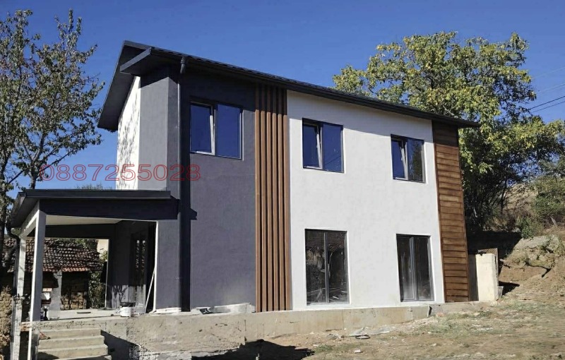 Продава КЪЩА, с. Столник, област София област