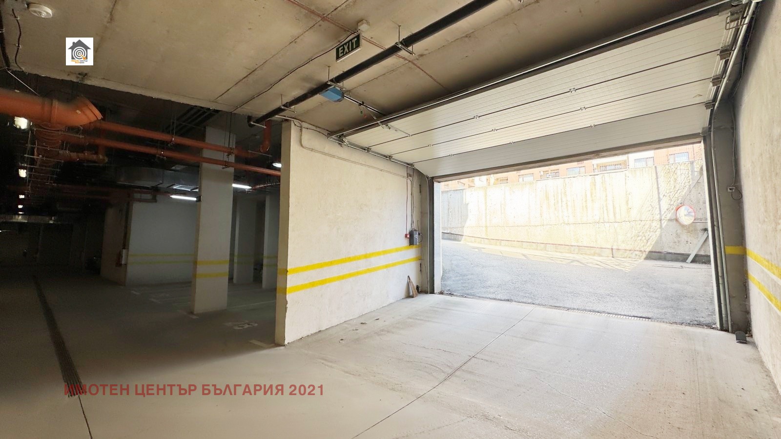 Продава ГАРАЖ, ПАРКОМЯСТО, гр. София, Малинова долина, снимка 4 - Гаражи и паркоместа - 54304176