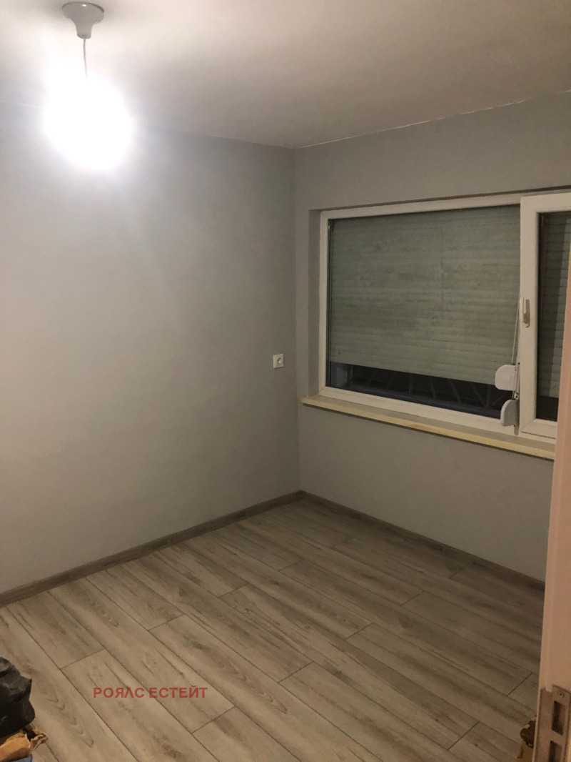 De vânzare  2 dormitoare Stara Zagora , Cazansci - iztoc , 60 mp | 59171010 - imagine [12]