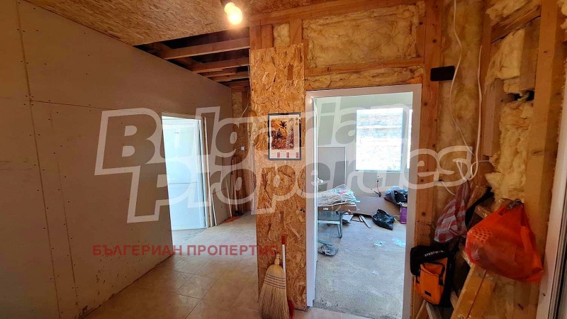 Продава КЪЩА, с. Виноградец, област Пазарджик, снимка 7 - Къщи - 49049414