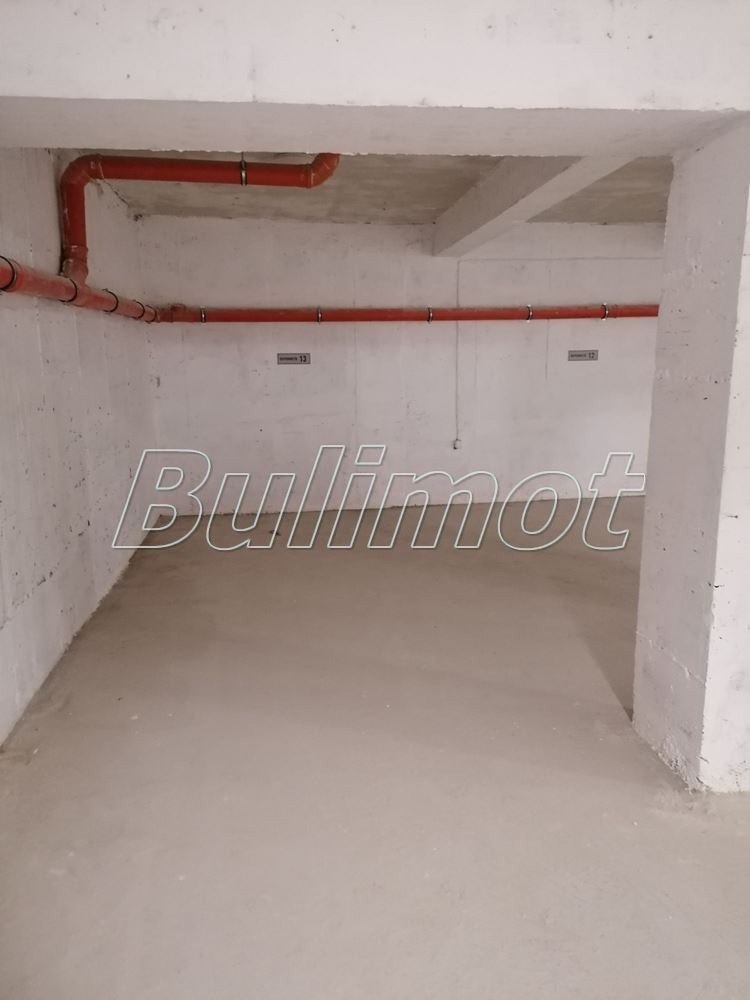 Продава  Паркомясто град Варна , Централна поща , 15 кв.м | 74299092