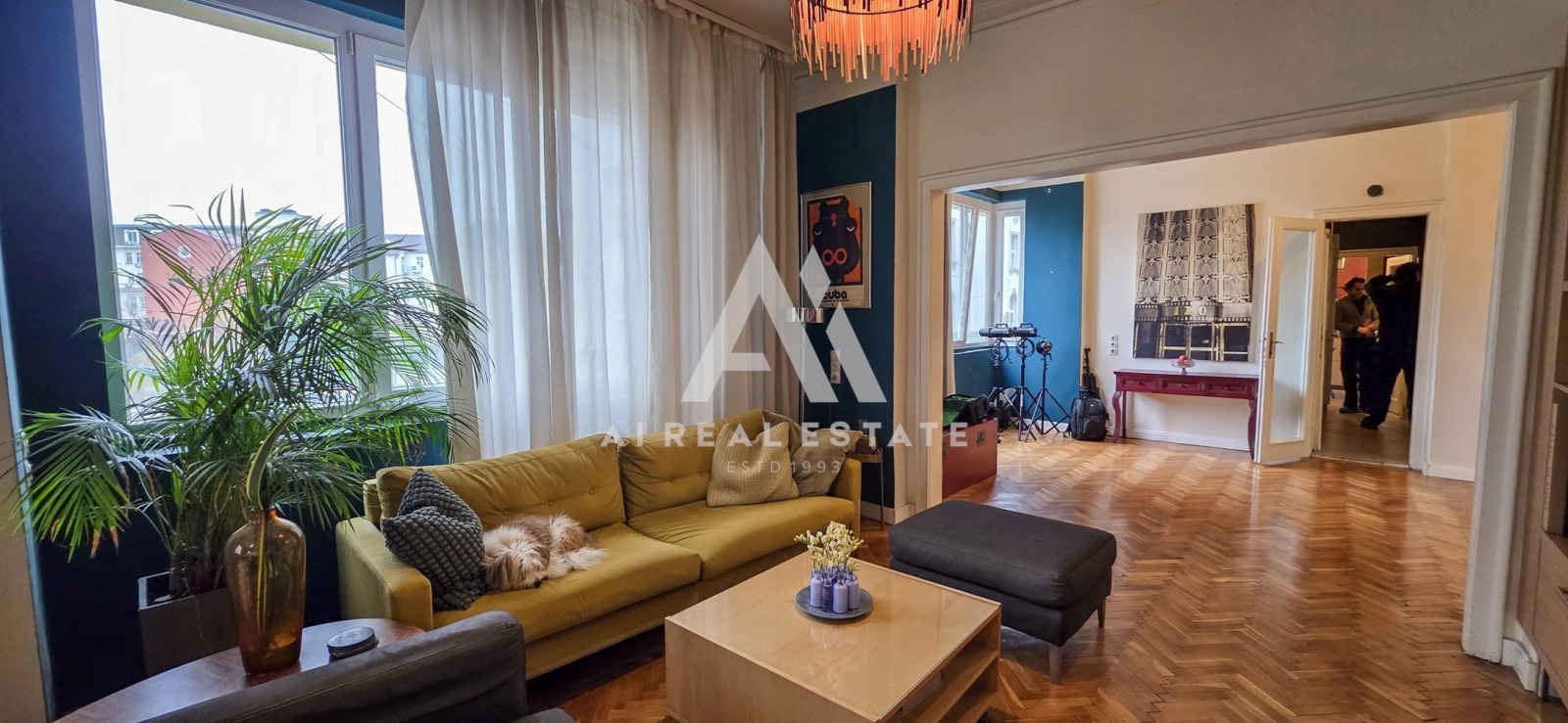 Продава 4-СТАЕН, гр. София, Център, снимка 2 - Апартаменти - 54291598