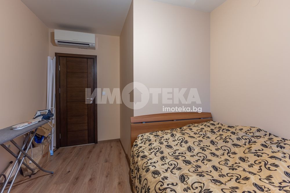 Продава МНОГОСТАЕН, гр. Варна, Бриз, снимка 17 - Апартаменти - 55053000