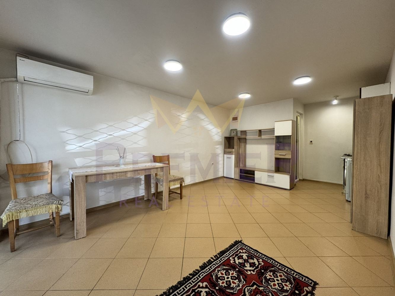 Продава ОФИС, гр. Варна, Център, снимка 2 - Офиси - 55538487