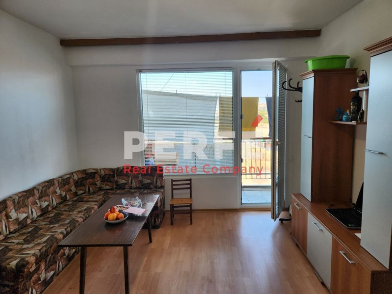 Продава  2-стаен град Бургас , Меден рудник - зона В , 67 кв.м | 33117393 - изображение [2]