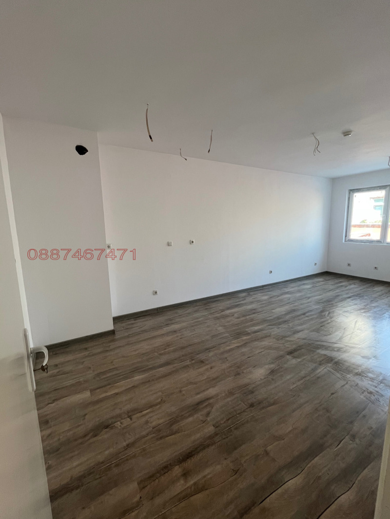 En venta  1 dormitorio Shumen , Tsentar , 48 metros cuadrados | 46540902 - imagen [4]