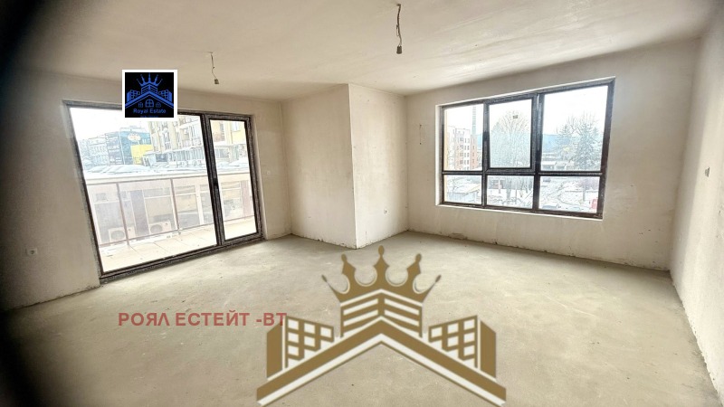 Продава 3-СТАЕН, гр. Велико Търново, Бузлуджа, снимка 1 - Апартаменти - 53353587