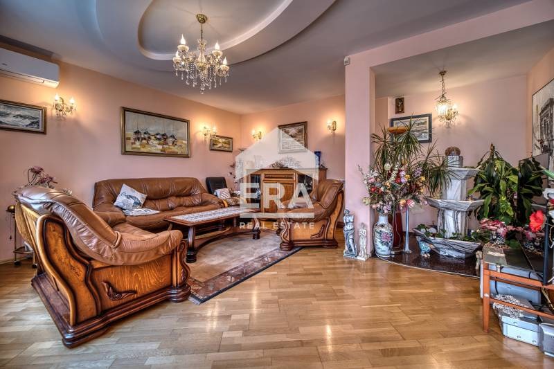 En venta  Casa Varna , Briz , 329 metros cuadrados | 36086079 - imagen [12]