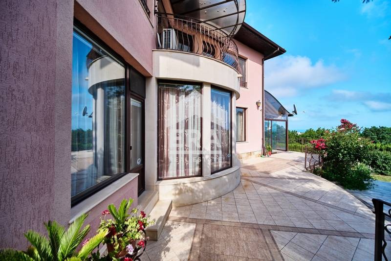 En venta  Casa Varna , Briz , 329 metros cuadrados | 36086079 - imagen [3]