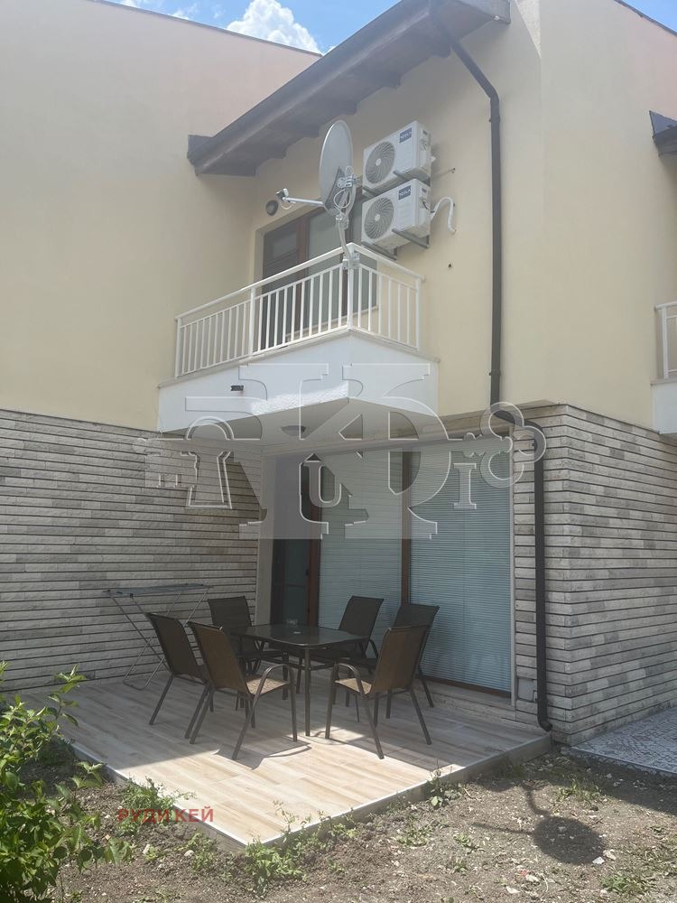 Продава КЪЩА, гр. Балчик, област Добрич, снимка 2 - Къщи - 54276276