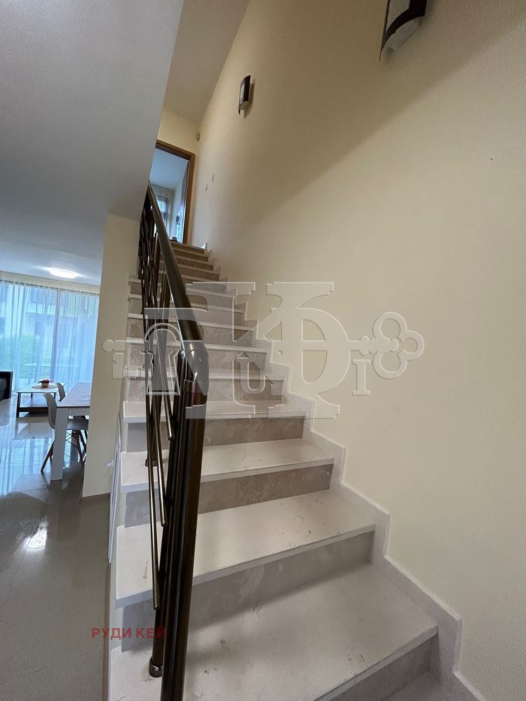 Продава КЪЩА, гр. Балчик, област Добрич, снимка 3 - Къщи - 54276276