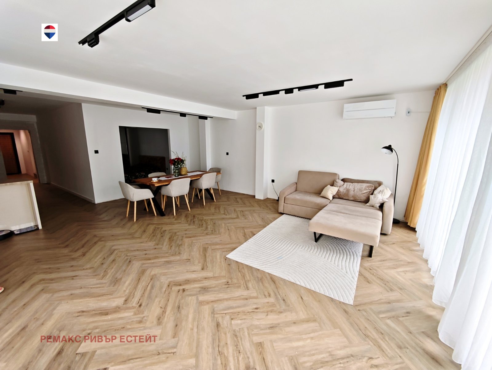 Продава 4-СТАЕН, гр. Русе, Хъшове, снимка 2 - Апартаменти - 54999284