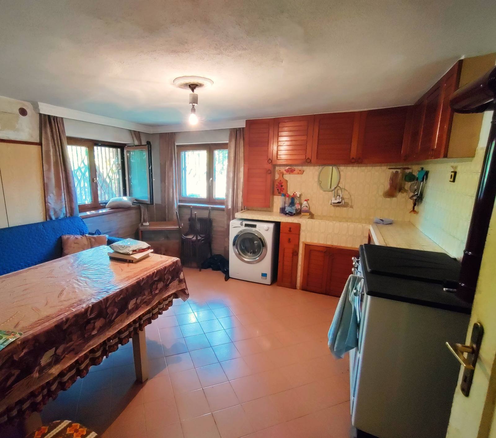 Продава КЪЩА, гр. Септември, област Пазарджик, снимка 3 - Къщи - 56127700