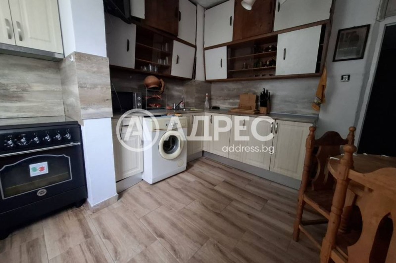 Продава 2-СТАЕН, гр. София, Свобода