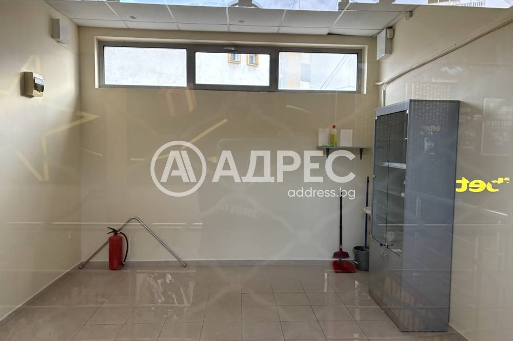 Продава МАГАЗИН, гр. София, Света Троица, снимка 2 - Магазини - 56131025