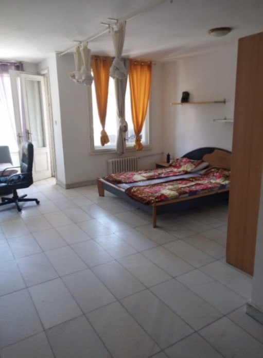 Продава  1-стаен град София , Център , 69 кв.м | 97892785