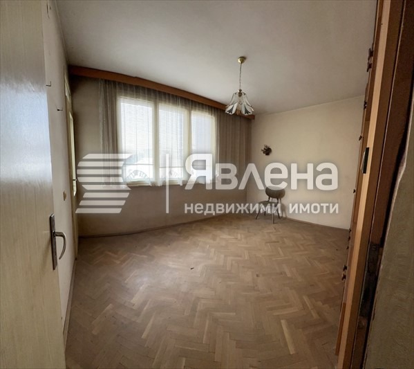 Продава ЕТАЖ ОТ КЪЩА, гр. Ботевград, област София област, снимка 7 - Етаж от къща - 53102000