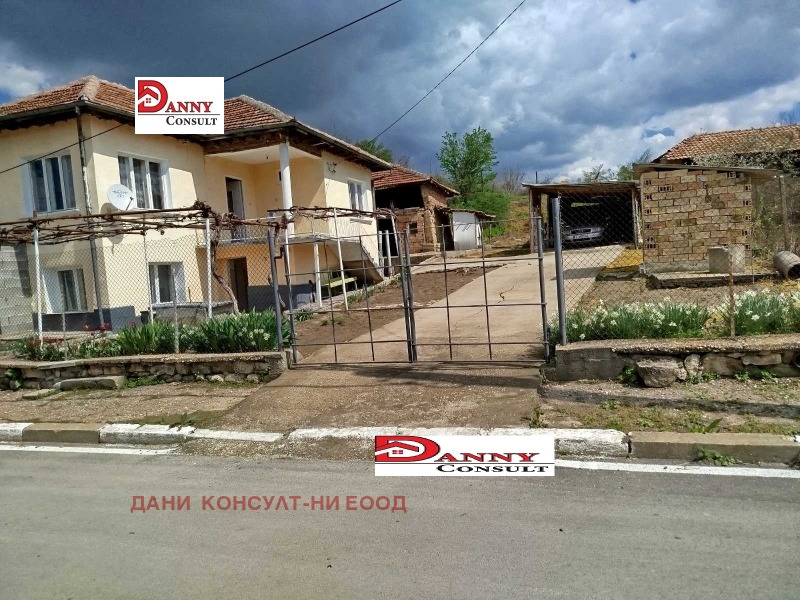 Till salu  Hus region Ruse , Karamanovo , 130 kvm | 20770334 - bild [3]